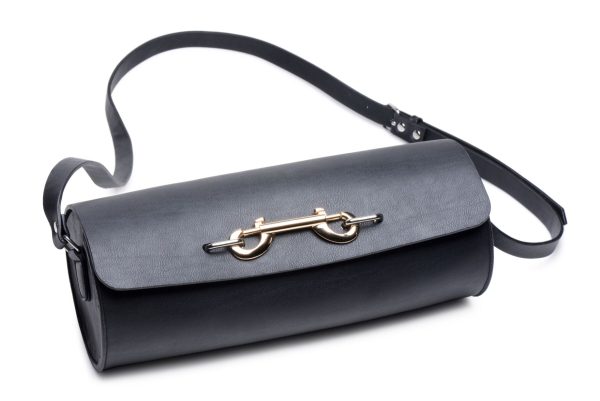 Набор БДСМ с дорожной сумкой Master Series: Bow — Luxury BDSM Set With Travel Bag, 11 предметов