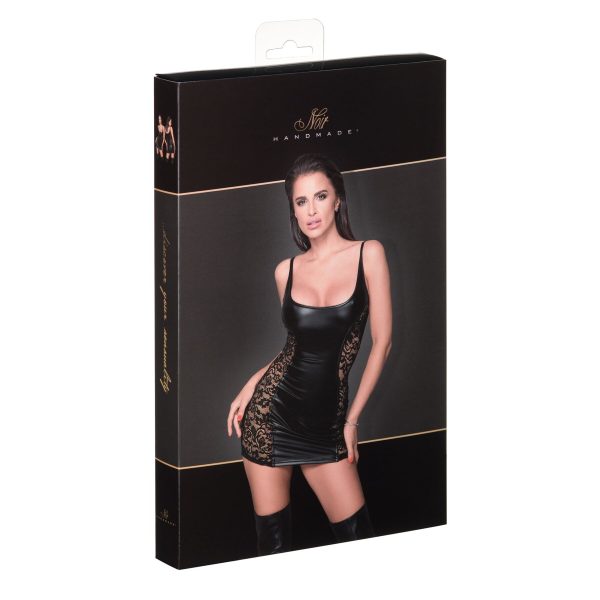 Платье с кружевными вставками Noir Handmade F229 Powerwetlook dress with lace inserts