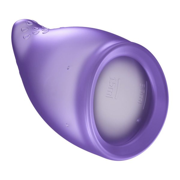 Менструальная чаша Fun Factory FUN CUP SIZE B Currant, многоразовая, диаметр 4,3 см, объем 30 мл