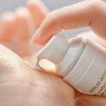 Зволожувальна сироватка для інтимної зони YESforLOV INTIMATE SERUM, на 99,5 % натуральна, унісекс