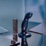 Дилдо с вибрацией Strap-On-Me FINGERING & VIBRATING DILDO - - с манящим движением